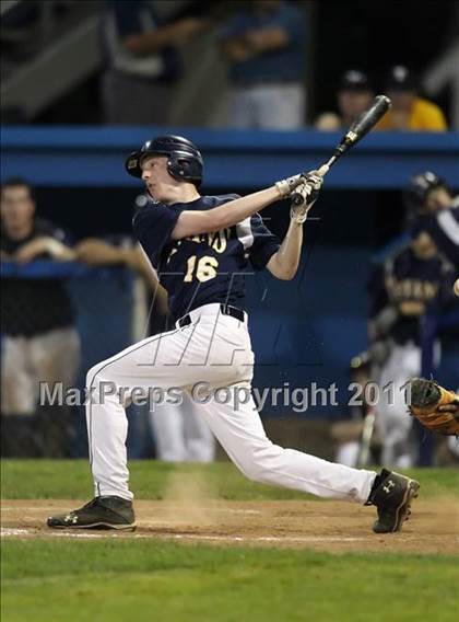 Thumbnail 3 in Victor vs Webster Thomas (Section 5 Class AA Semifinal) photogallery.