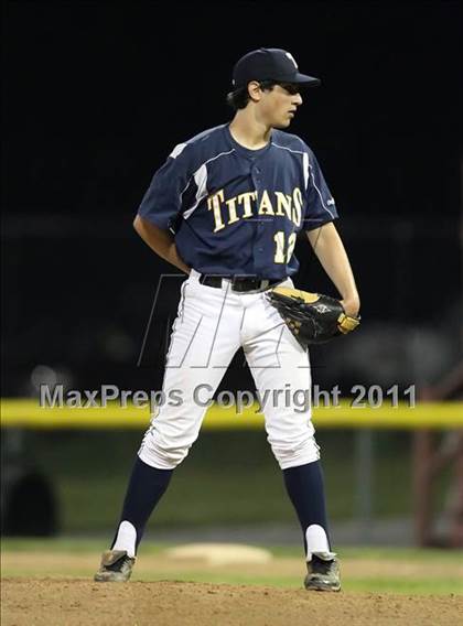 Thumbnail 3 in Victor vs Webster Thomas (Section 5 Class AA Semifinal) photogallery.