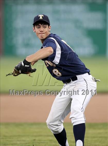 Thumbnail 1 in Victor vs Webster Thomas (Section 5 Class AA Semifinal) photogallery.