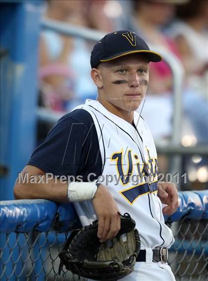 Thumbnail 1 in Victor vs Webster Thomas (Section 5 Class AA Semifinal) photogallery.