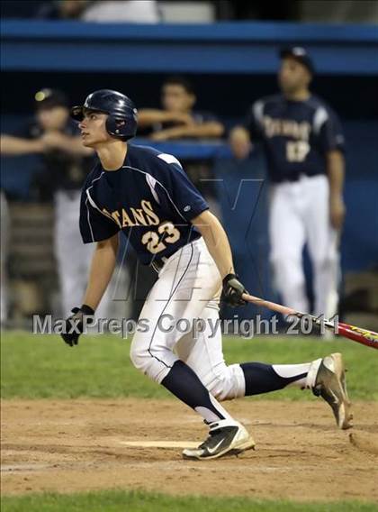 Thumbnail 3 in Victor vs Webster Thomas (Section 5 Class AA Semifinal) photogallery.
