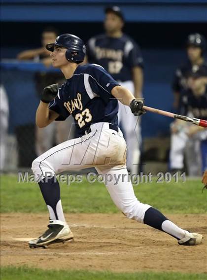 Thumbnail 2 in Victor vs Webster Thomas (Section 5 Class AA Semifinal) photogallery.