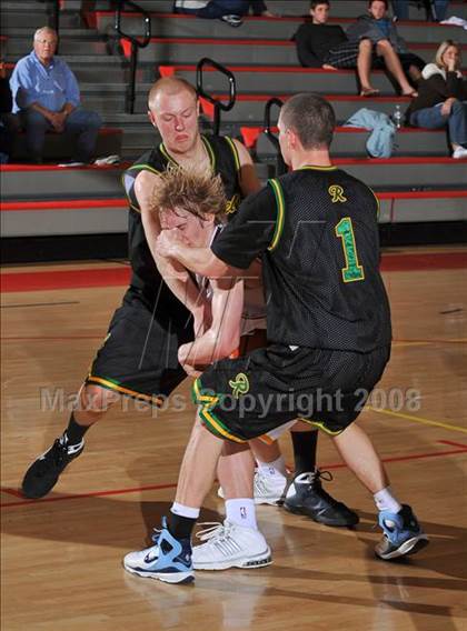 Thumbnail 1 in Simi Valley vs. Roosevelt (MaxPreps Holiday Classic) photogallery.