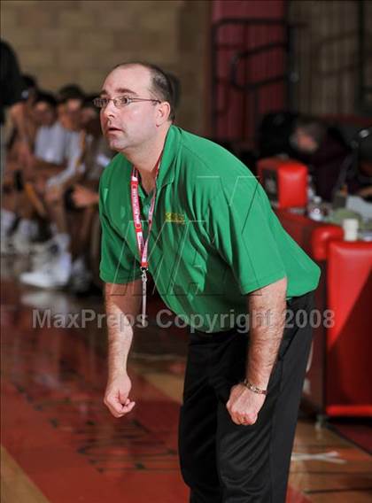 Thumbnail 2 in Simi Valley vs. Roosevelt (MaxPreps Holiday Classic) photogallery.