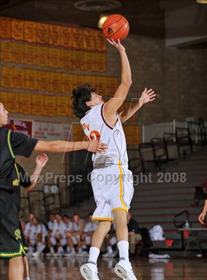 Thumbnail 2 in Simi Valley vs. Roosevelt (MaxPreps Holiday Classic) photogallery.