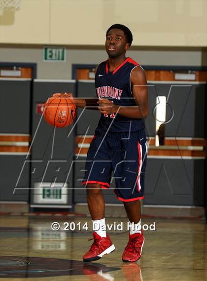 Thumbnail 3 in Mission Viejo vs. Viewpoint (MaxPreps Holiday Classic) photogallery.