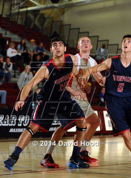 Thumbnail 2 in Mission Viejo vs. Viewpoint (MaxPreps Holiday Classic) photogallery.