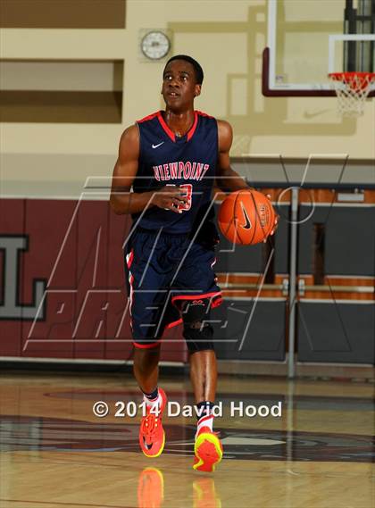 Thumbnail 3 in Mission Viejo vs. Viewpoint (MaxPreps Holiday Classic) photogallery.