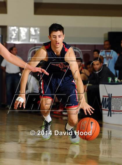 Thumbnail 1 in Mission Viejo vs. Viewpoint (MaxPreps Holiday Classic) photogallery.