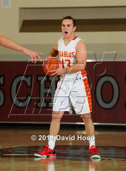 Thumbnail 1 in Mission Viejo vs. Viewpoint (MaxPreps Holiday Classic) photogallery.