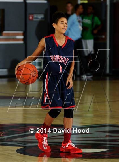 Thumbnail 1 in Mission Viejo vs. Viewpoint (MaxPreps Holiday Classic) photogallery.