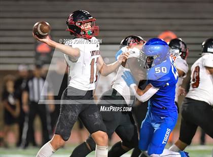 Thumbnail 2 in Luther @ Newkirk photogallery.