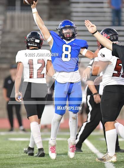 Thumbnail 3 in Luther @ Newkirk photogallery.