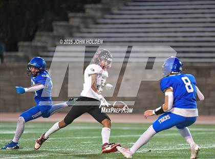 Thumbnail 2 in Luther @ Newkirk photogallery.