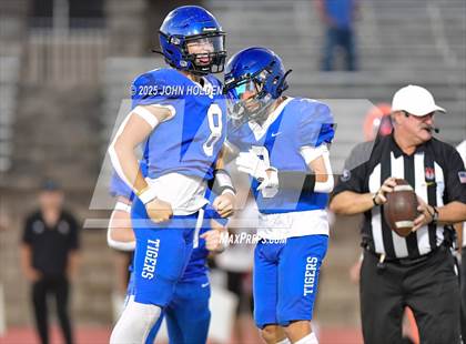 Thumbnail 1 in Luther @ Newkirk photogallery.