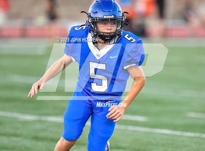 Thumbnail 2 in Luther @ Newkirk photogallery.