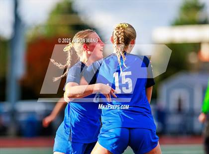 Thumbnail 1 in Union @ Tahoma (WIAA 4A District 3/4 Round 1) photogallery.