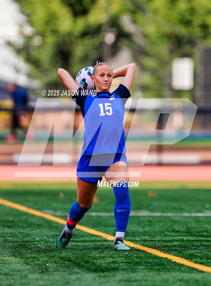 Thumbnail 3 in Union @ Tahoma (WIAA 4A District 3/4 Round 1) photogallery.