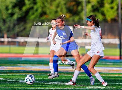 Thumbnail 3 in Union @ Tahoma (WIAA 4A District 3/4 Round 1) photogallery.