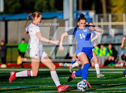 Thumbnail 2 in Union @ Tahoma (WIAA 4A District 3/4 Round 1) photogallery.