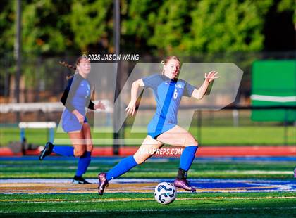 Thumbnail 1 in Union @ Tahoma (WIAA 4A District 3/4 Round 1) photogallery.