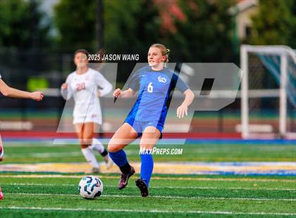 Thumbnail 3 in Union @ Tahoma (WIAA 4A District 3/4 Round 1) photogallery.