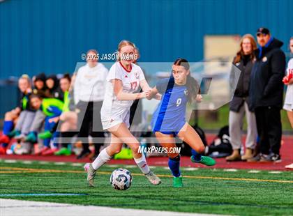 Thumbnail 3 in Union @ Tahoma (WIAA 4A District 3/4 Round 1) photogallery.