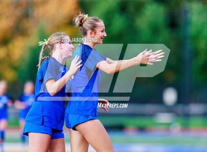 Thumbnail 1 in Union @ Tahoma (WIAA 4A District 3/4 Round 1) photogallery.