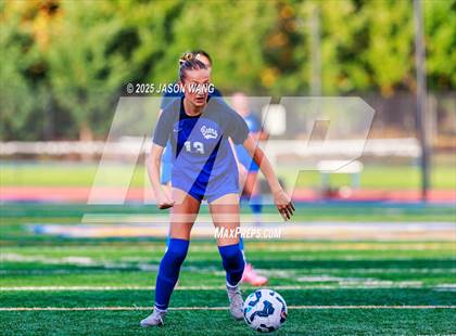 Thumbnail 2 in Union @ Tahoma (WIAA 4A District 3/4 Round 1) photogallery.