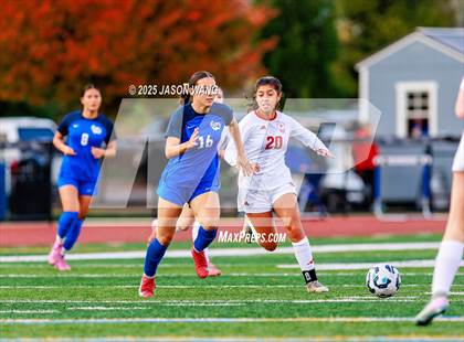 Thumbnail 2 in Union @ Tahoma (WIAA 4A District 3/4 Round 1) photogallery.