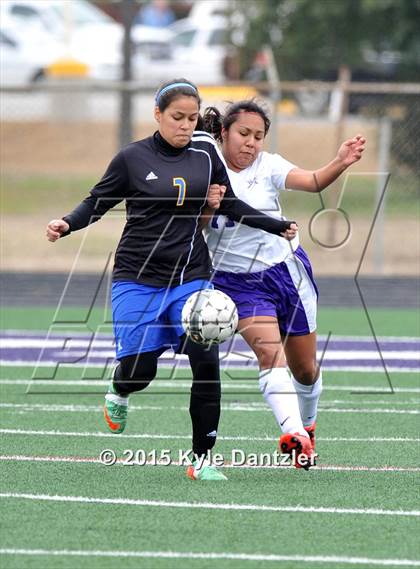 Thumbnail 2 in North Lamar @ Bonham (Bonham Tournament) photogallery.