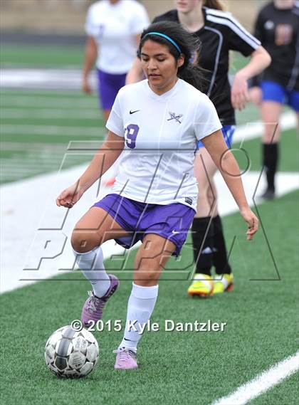 Thumbnail 3 in North Lamar @ Bonham (Bonham Tournament) photogallery.