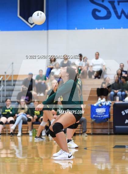 Thumbnail 3 in White Oak @ Swansboro photogallery.
