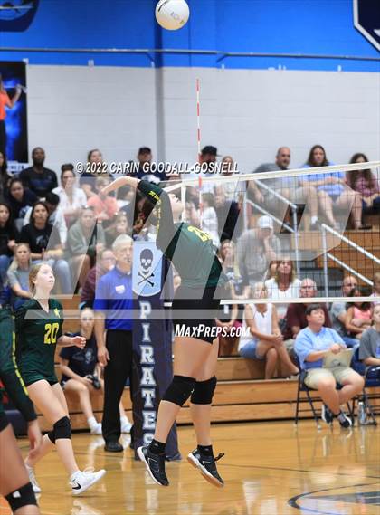 Thumbnail 2 in White Oak @ Swansboro photogallery.