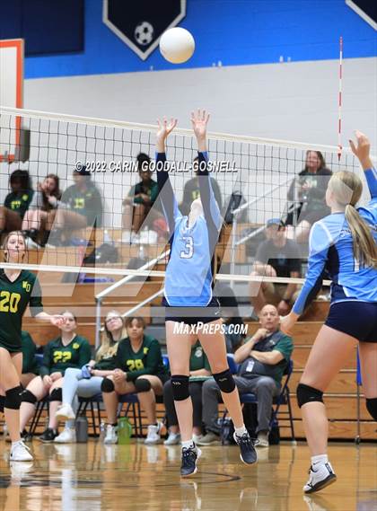 Thumbnail 1 in White Oak @ Swansboro photogallery.
