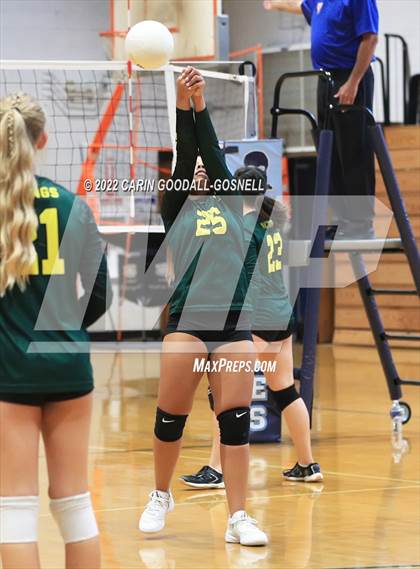 Thumbnail 2 in White Oak @ Swansboro photogallery.