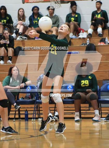 Thumbnail 1 in White Oak @ Swansboro photogallery.