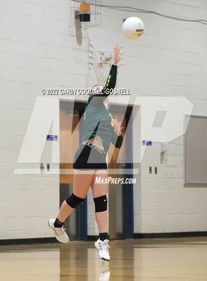 Thumbnail 3 in White Oak @ Swansboro photogallery.