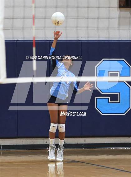 Thumbnail 1 in White Oak @ Swansboro photogallery.