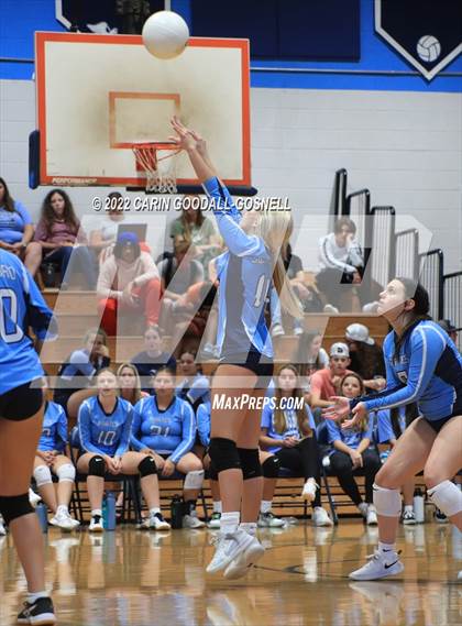 Thumbnail 1 in White Oak @ Swansboro photogallery.
