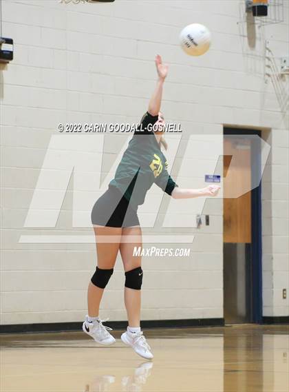 Thumbnail 1 in White Oak @ Swansboro photogallery.