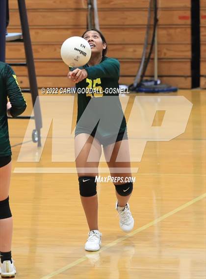 Thumbnail 2 in White Oak @ Swansboro photogallery.