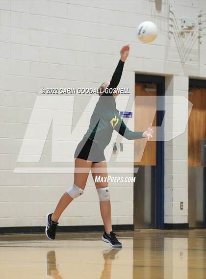 Thumbnail 1 in White Oak @ Swansboro photogallery.