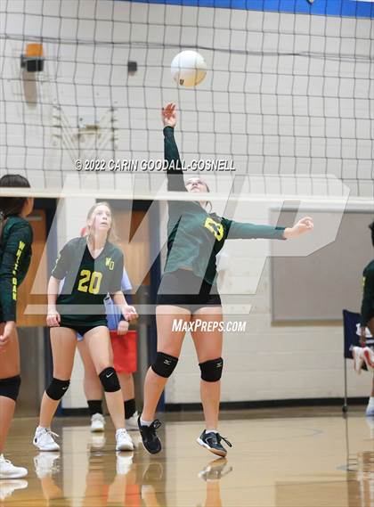 Thumbnail 2 in White Oak @ Swansboro photogallery.