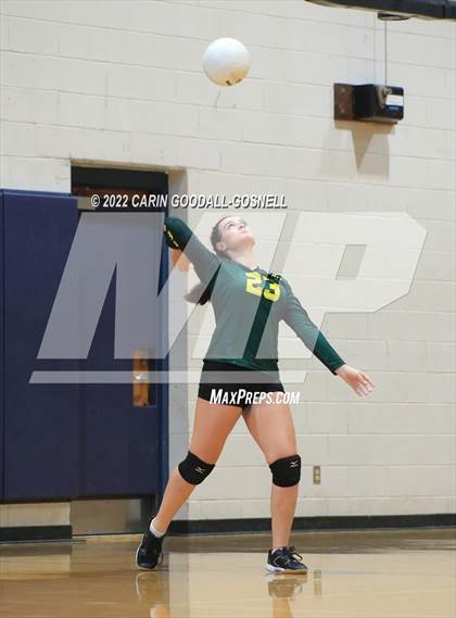 Thumbnail 3 in White Oak @ Swansboro photogallery.