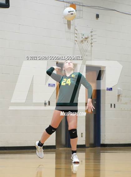 Thumbnail 1 in White Oak @ Swansboro photogallery.