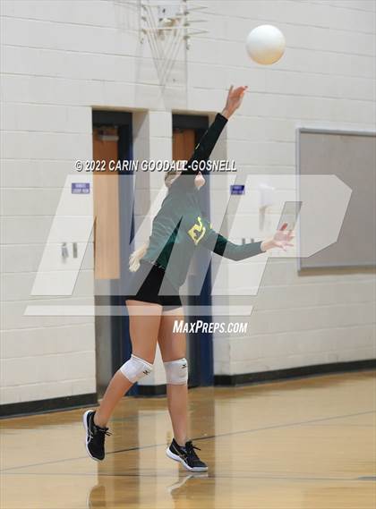 Thumbnail 1 in White Oak @ Swansboro photogallery.