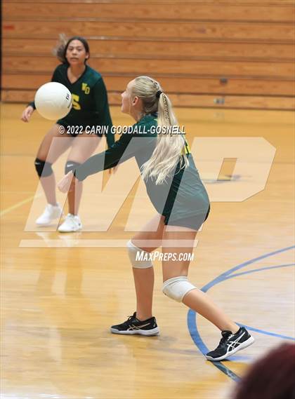 Thumbnail 2 in White Oak @ Swansboro photogallery.