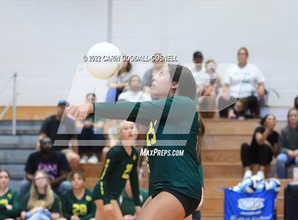 Thumbnail 1 in White Oak @ Swansboro photogallery.