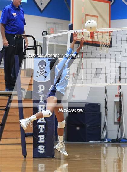 Thumbnail 2 in White Oak @ Swansboro photogallery.